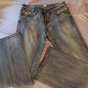 Boot cut jeans
